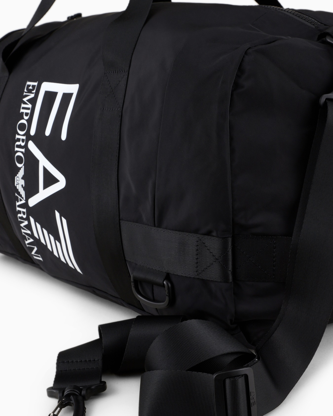 Technical-fabric duffel bag with oversized logo Slide 4