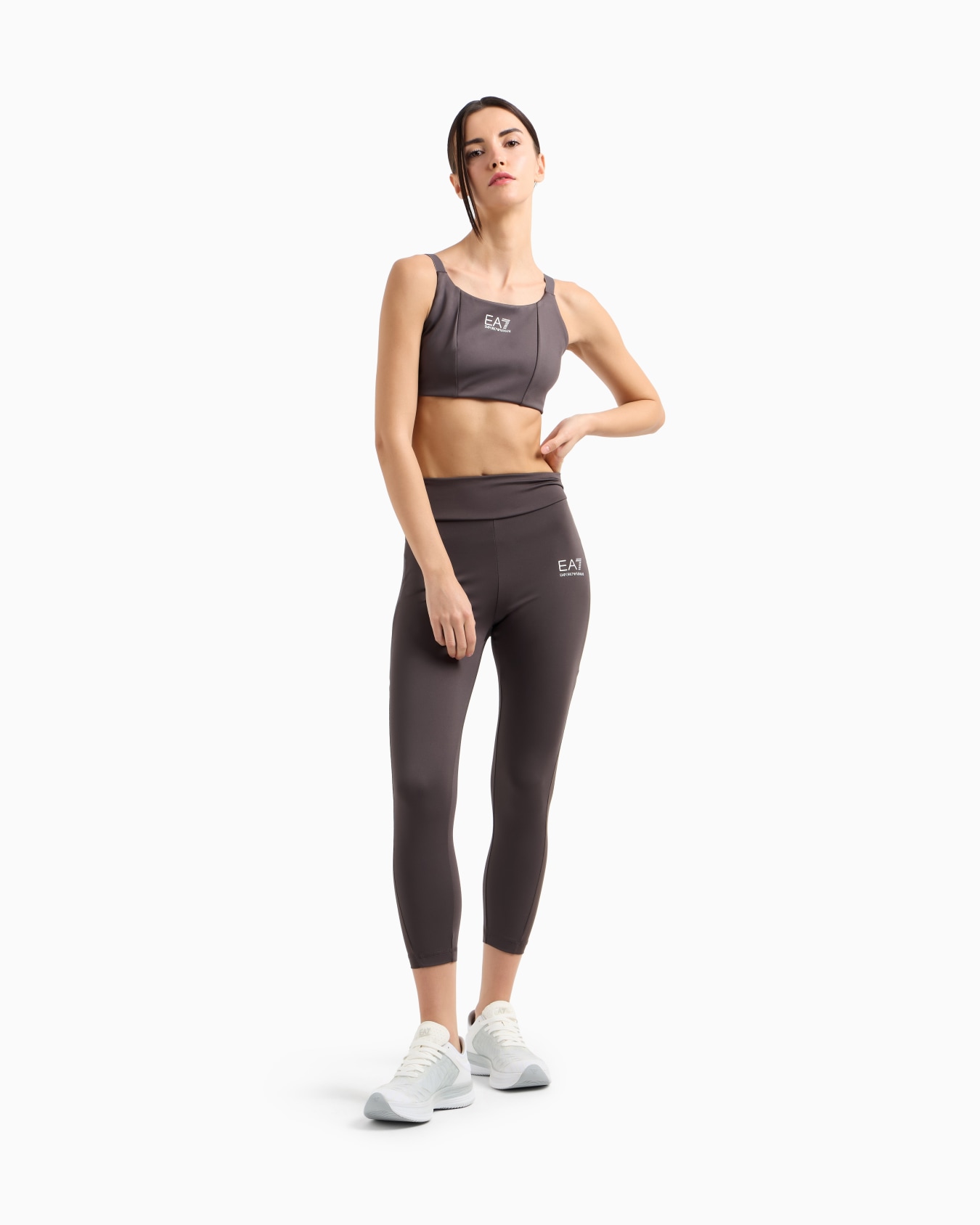 Dynamic Athlete sports bra in VENTUS7 technical fabric Slide 1