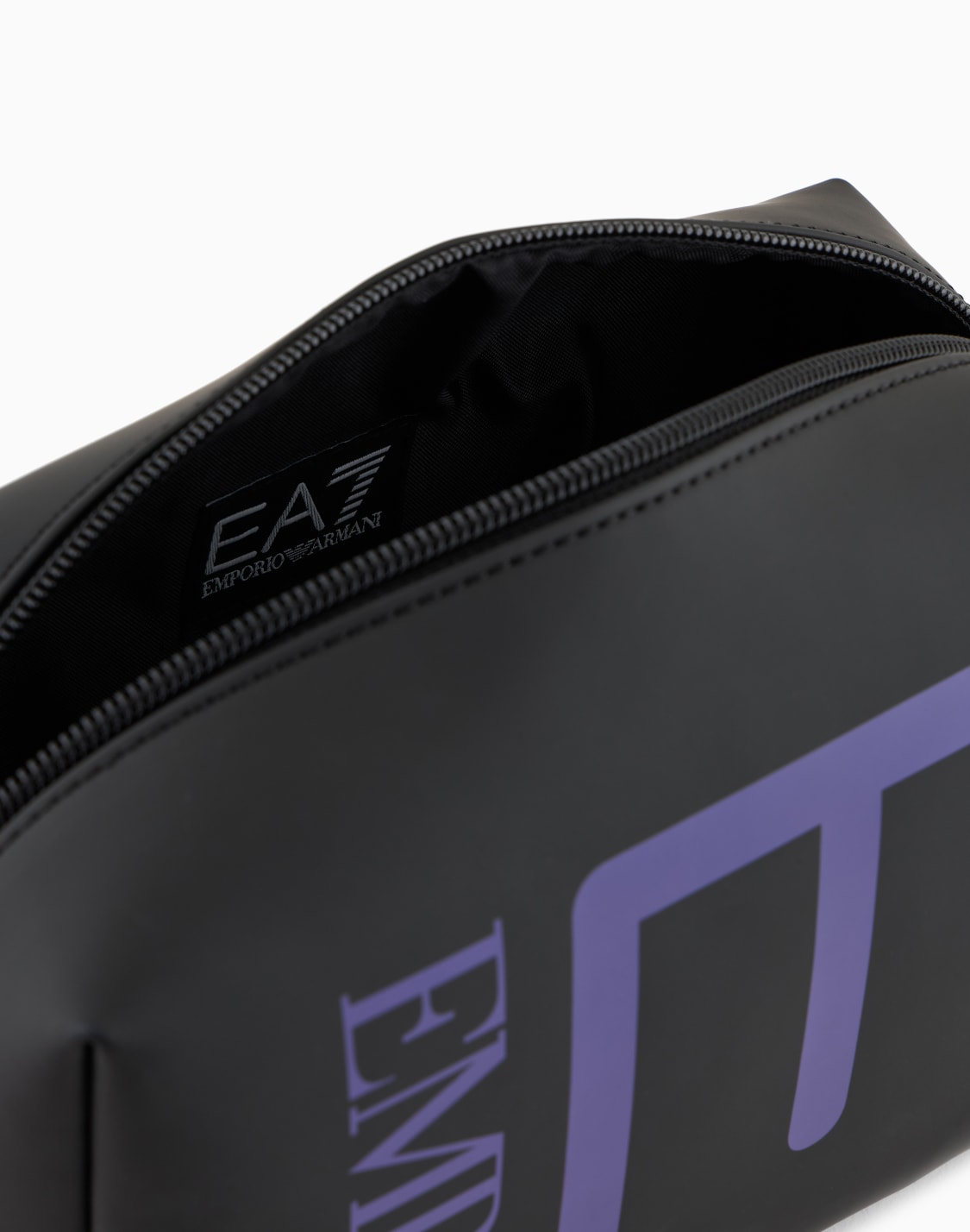 washbag-with-oversized-logo-purple--ea7