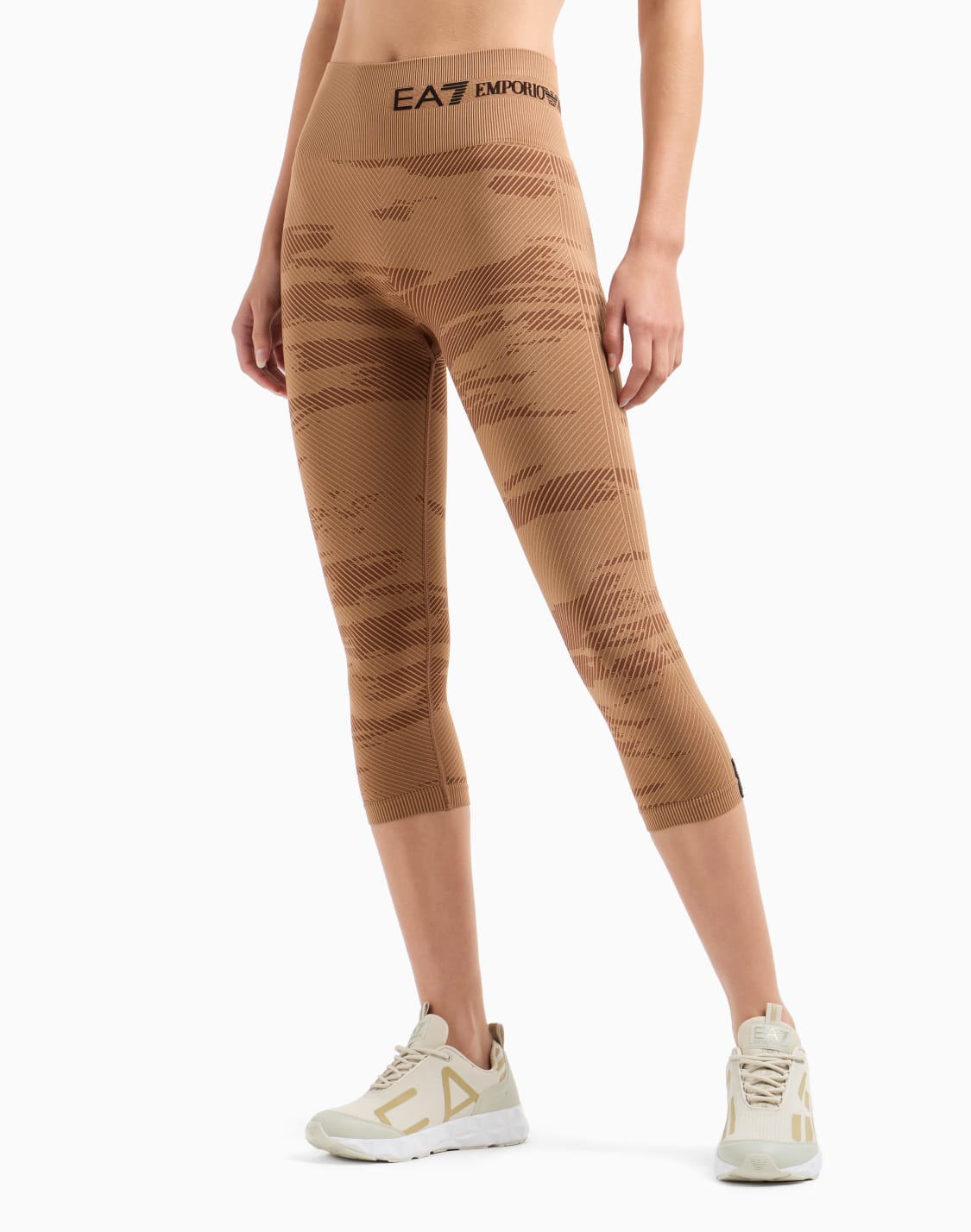 dynamic-athlete-leggings-in-vigor7-technical-fabric-brown--ea7