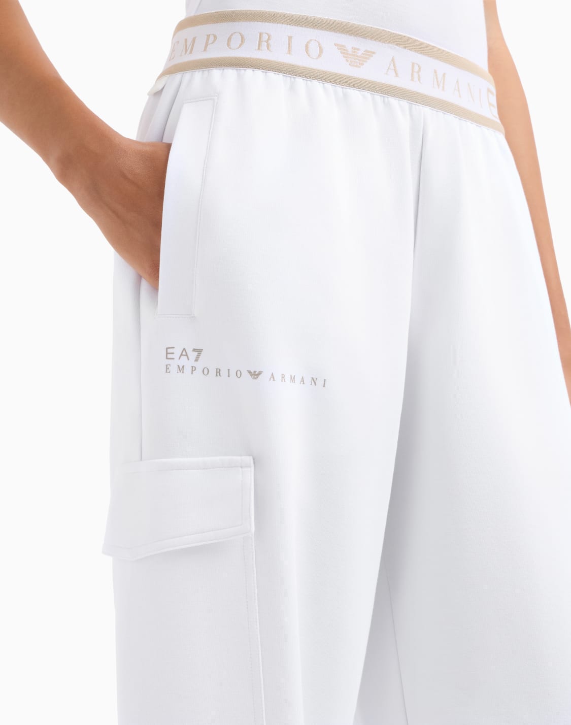 dynamic-athlete-cargo-trousers-in-natural-ventus7-technical-fabric-white--ea7
