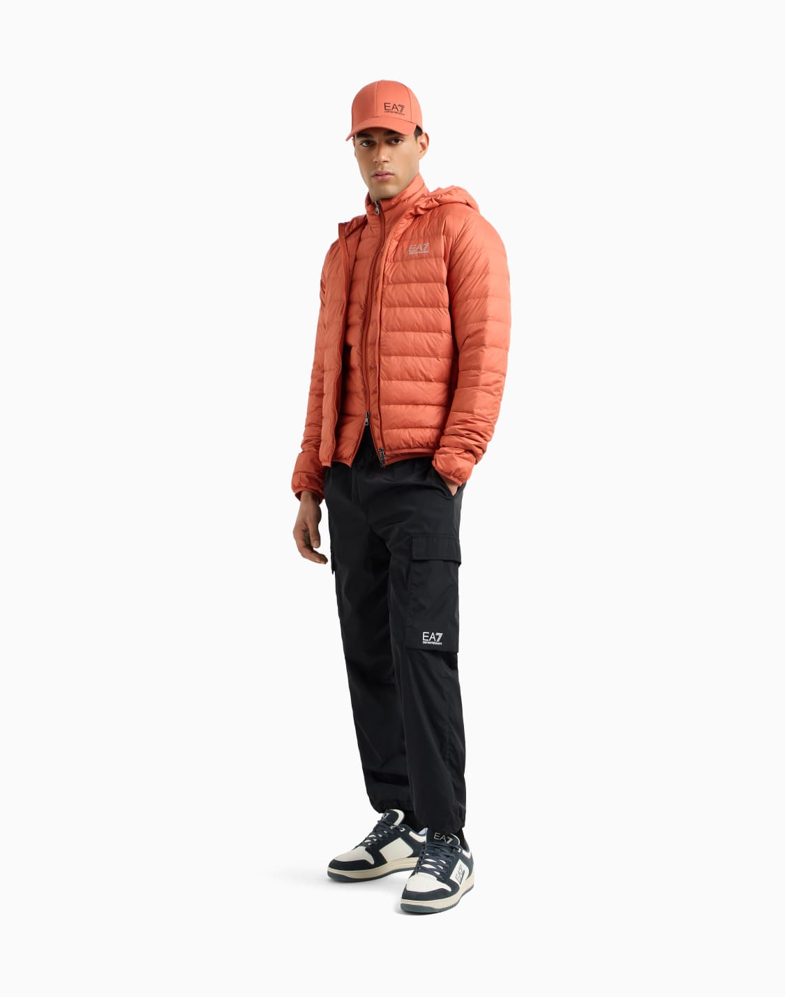 core-identity-packbare-daunenjacke-orange--ea7