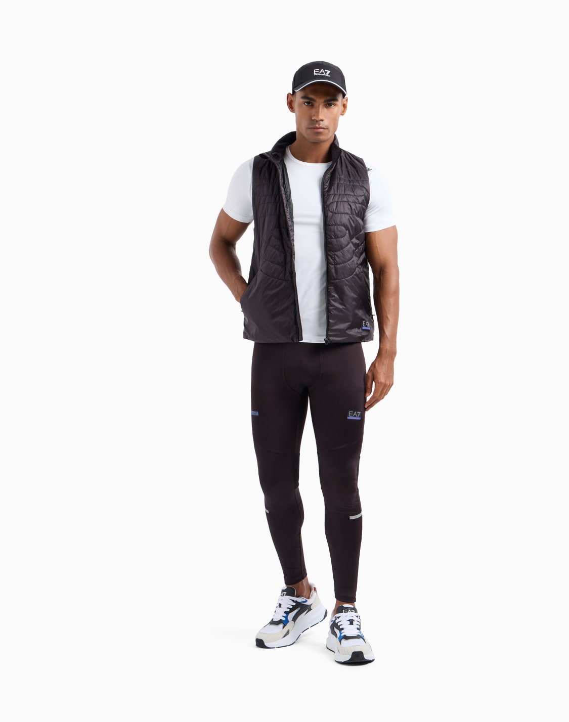 t-shirt-ras-du-cou-dynamic-athlete-en-tissu-technique-vigor7-blanc--ea7