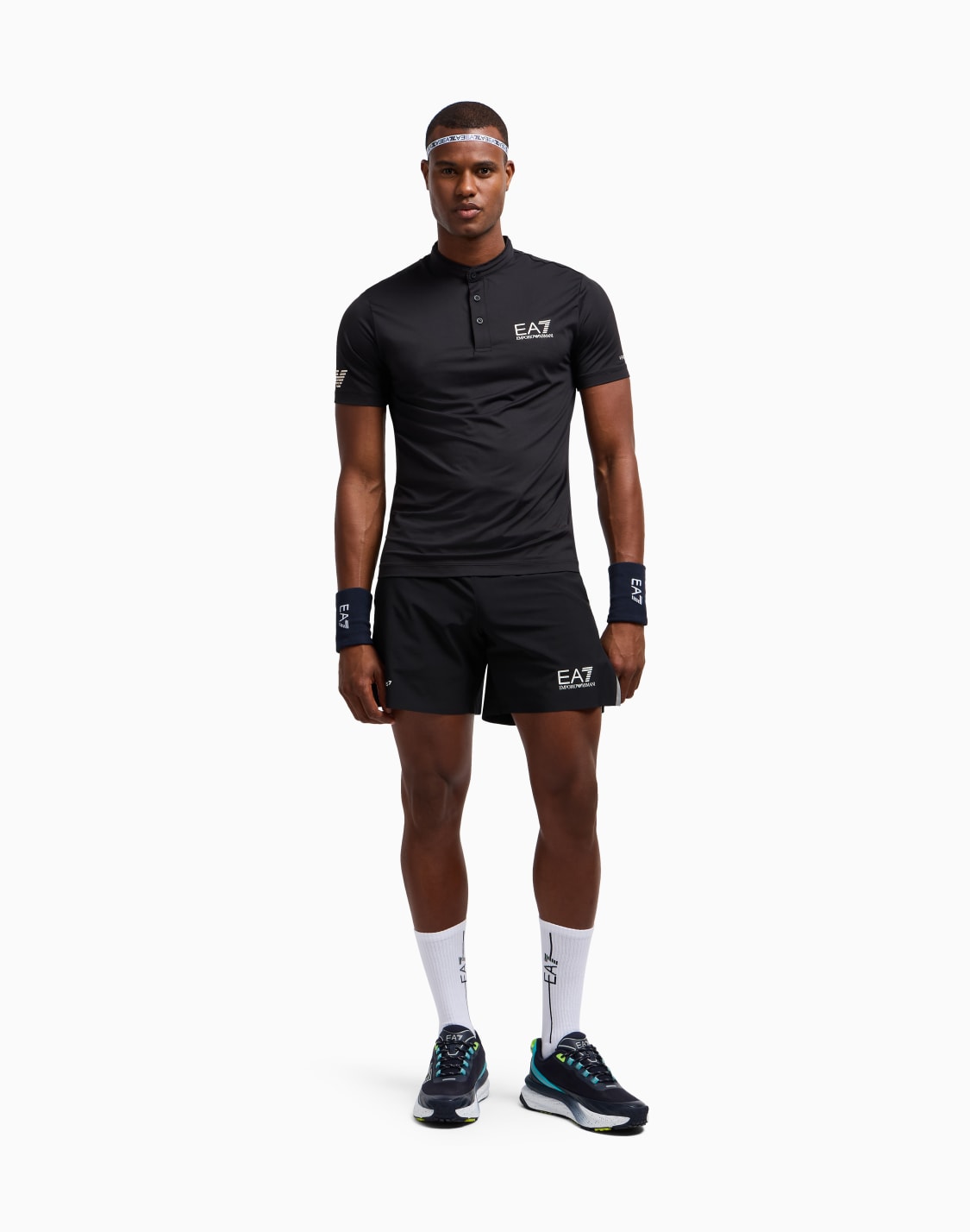 tennis-pro-shorts-in-ventus7-technical-fabric-black--ea7